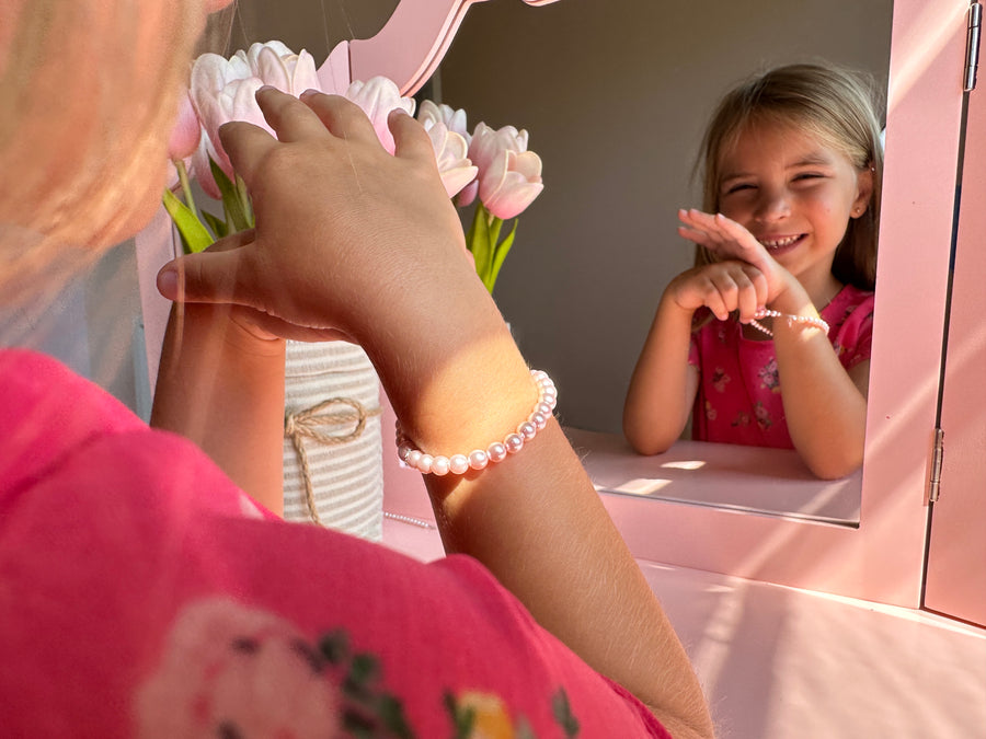 Little Girl Toddler Elegant Bracelet with Pink Pearls